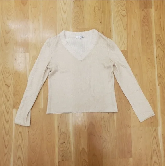 St. JOHN  Deep V-neck Sweater Ribbed w/ Metallic Threads Size S - Like NEW! - Picture 6 of 11